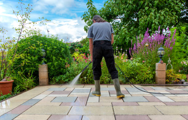 Best Spring Cleaning  in Blountstown, FL